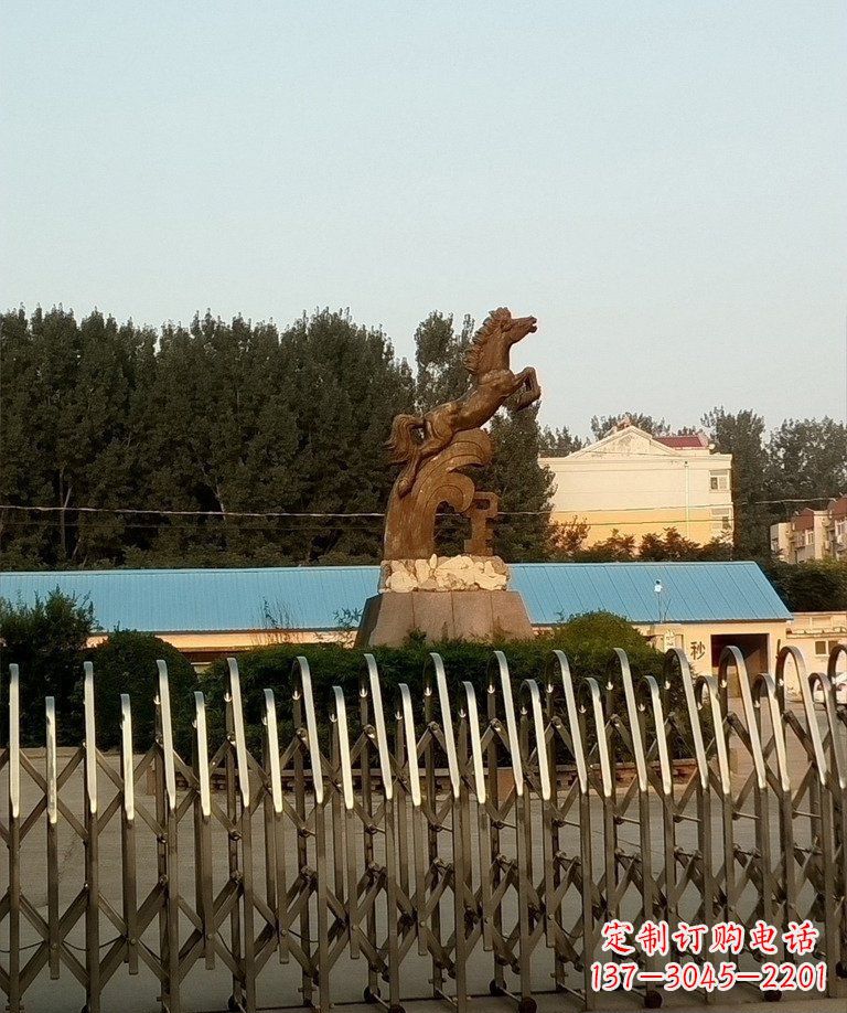 苏州奔马企业景观铜雕