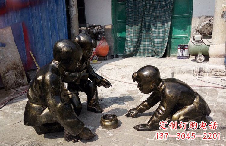 苏州玻璃钢仿铜斗蛐蛐的古代儿童