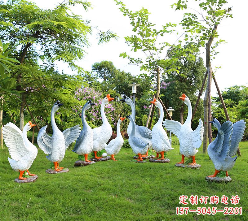 苏州玻璃钢仿真动物鹅