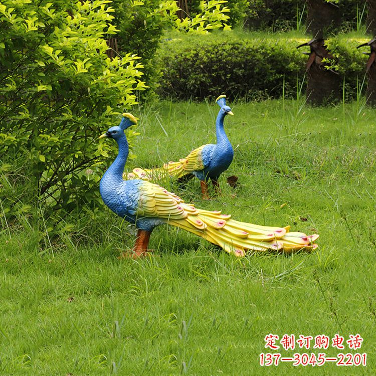苏州玻璃钢仿真孔雀雕塑-公园草坪动物摆件
