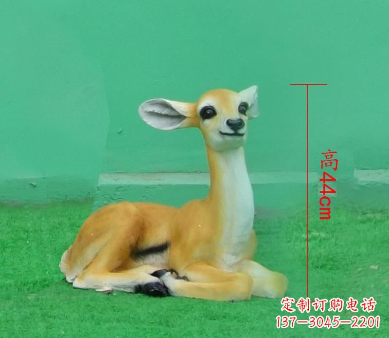 苏州玻璃钢公园仿真动物羚羊雕塑