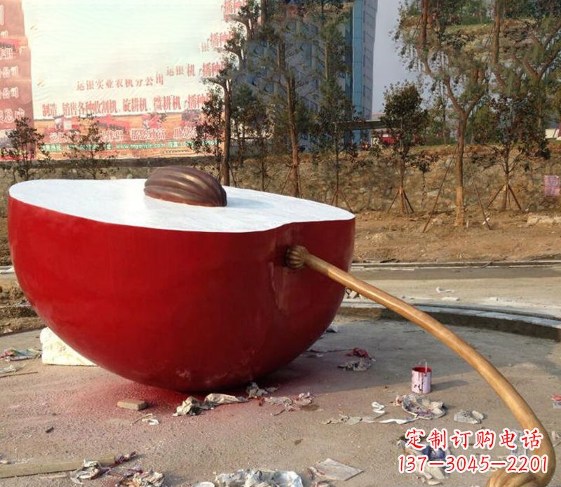苏州不锈钢半块苹果雕塑——传承古老文化的艺术品