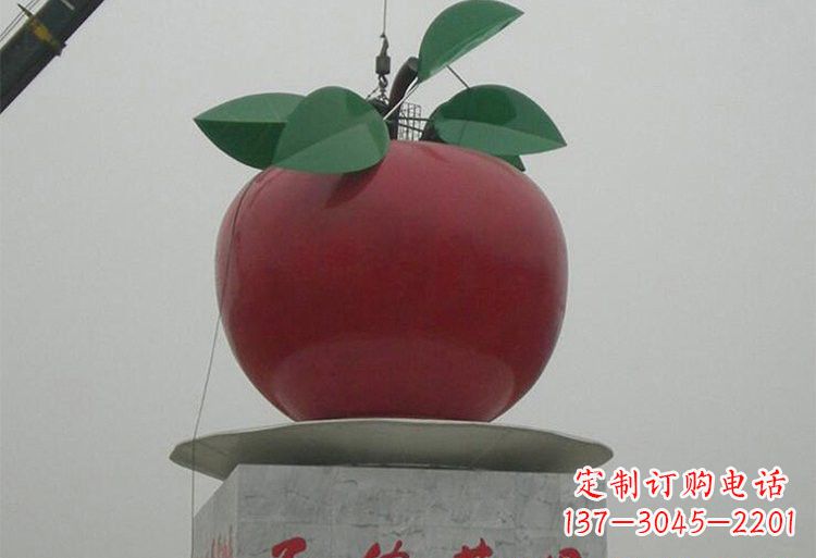 苏州不锈钢城市大型苹果雕塑象征着城市繁荣