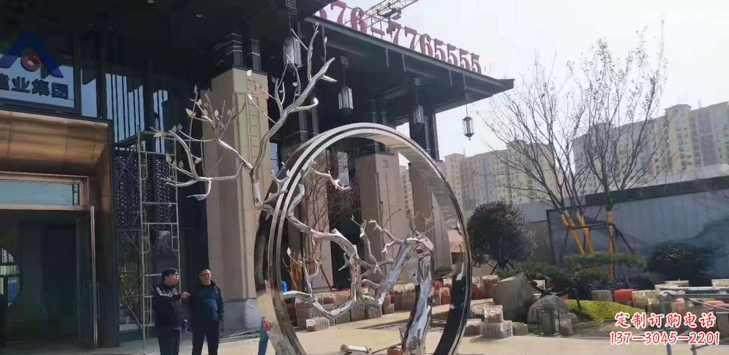苏州不锈钢抽象镜面圆环雕塑