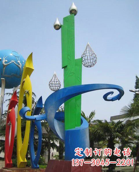 苏州不锈钢水滴雕塑非凡的艺术美学