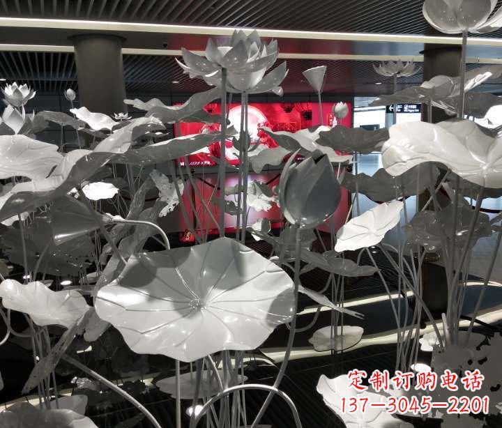 苏州不锈钢锻造荷花雕塑艺术之美