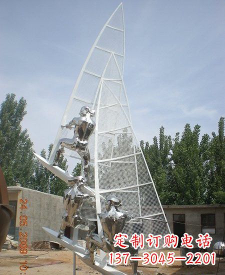 苏州海上航行不锈钢帆船雕塑