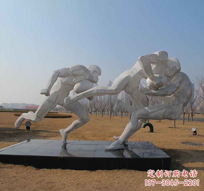 苏州不锈钢橄榄球雕塑传承精神的象征
