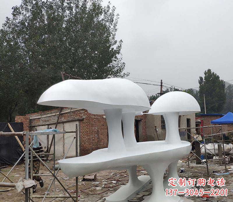 苏州不锈钢蘑菇雕塑——美丽的艺术礼物