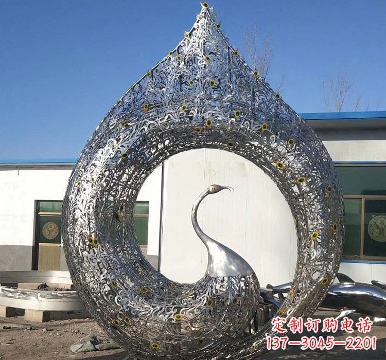 苏州优雅的不锈钢孔雀雕塑