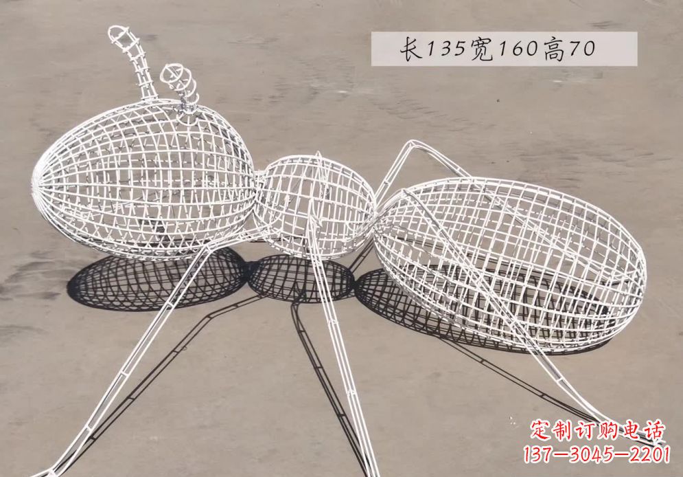 苏州不锈钢镂空蚂蚁雕塑艺术精美的象征