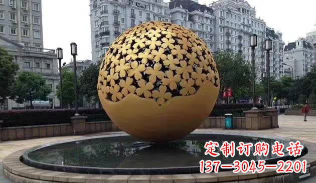 苏州不锈钢镂空球喷泉雕塑——精致美观