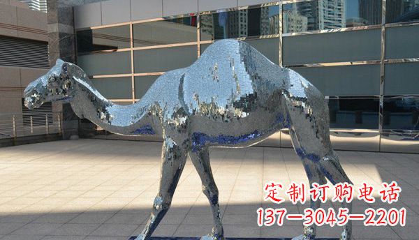 苏州不锈钢骆驼雕塑一种充满浪漫情怀的艺术品
