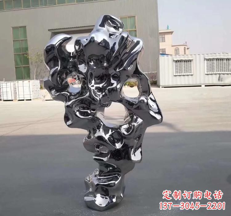苏州太湖石雕塑精美的艺术瑰宝