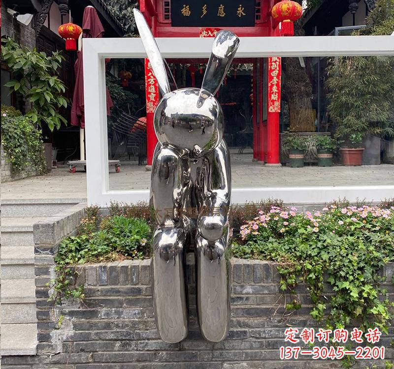 苏州不锈钢兔子雕塑精美的艺术作品