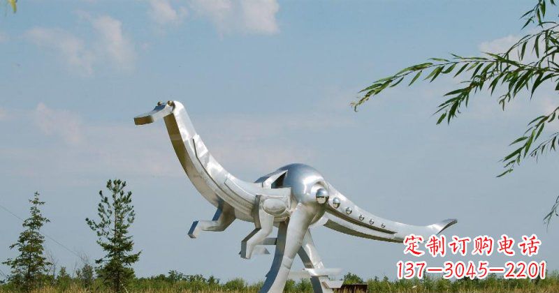 苏州不锈钢鸭嘴龙雕塑传递自然之美