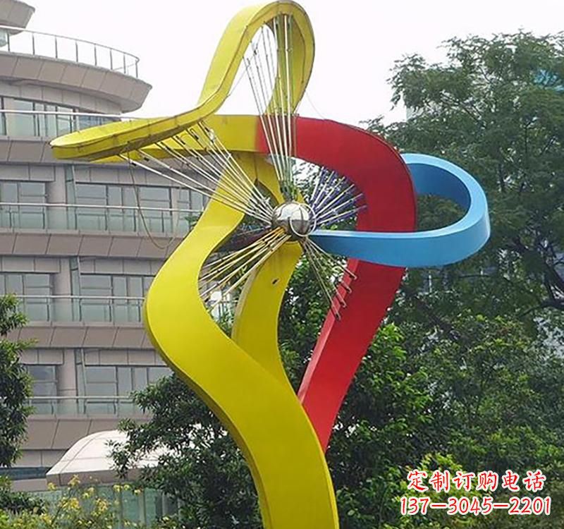 苏州不锈钢风车雕塑——烤漆之美