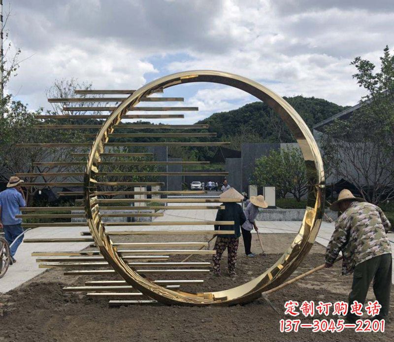 苏州不锈钢圆环艺术雕塑——极致精湛的艺术美学