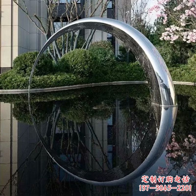 苏州不锈钢月亮雕塑璀璨照亮夜空