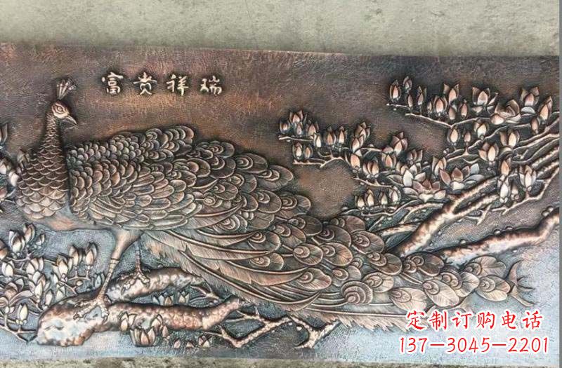 苏州精美锻铜孔雀雕塑