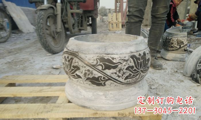 苏州仿古圆形水缸石雕塑