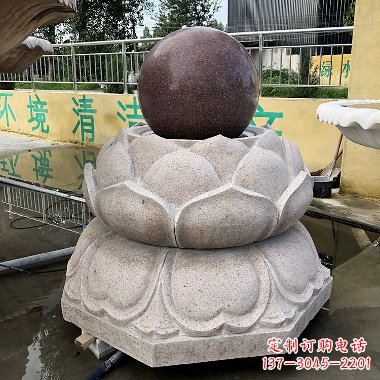苏州金色彩绘风水球雕塑