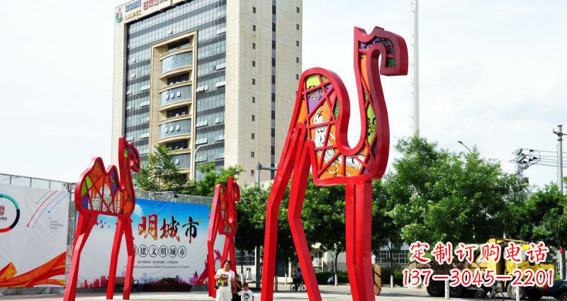 苏州品质精良的公园不锈钢骆驼雕塑