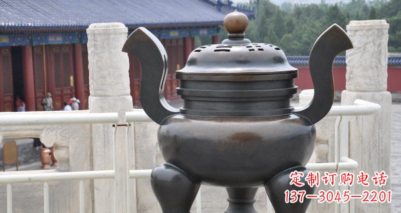 苏州公园三足圆香炉景观铜雕