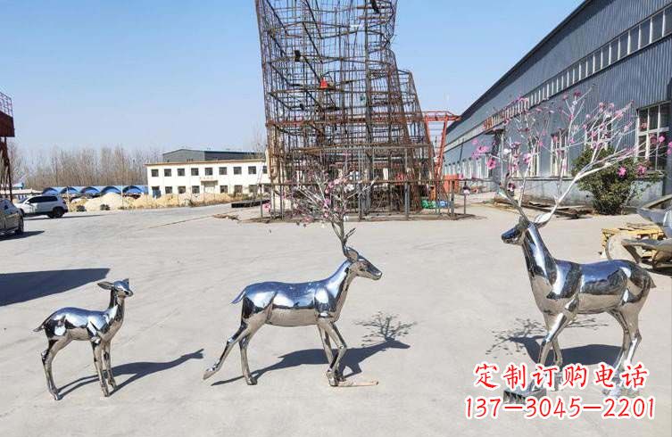 苏州梅花鹿不锈钢雕塑,惊艳于众
