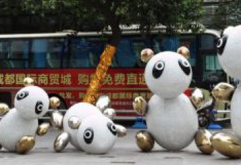 苏州中领雕塑：优雅的不锈钢抽象熊猫雕塑
