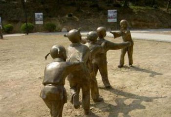 苏州珍贵传统，中领雕塑老鹰抓小鸡铜雕