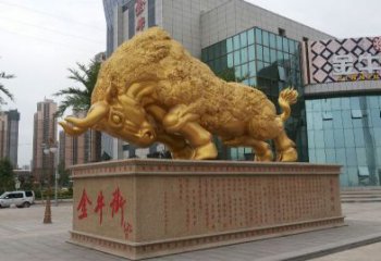 苏州鎏金开荒牛铜雕像，城市街道景观动物雕塑