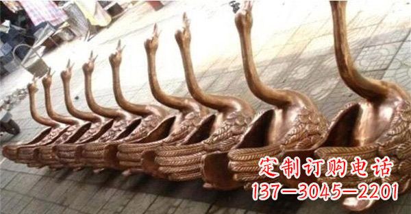 苏州优雅迷人的天鹅铜雕塑