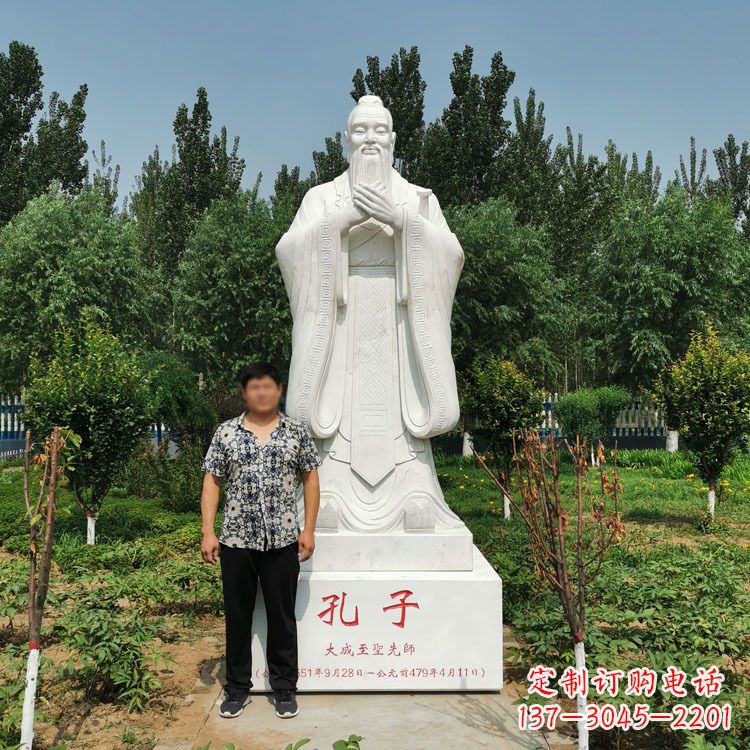 苏州寺庙孔子雕像
