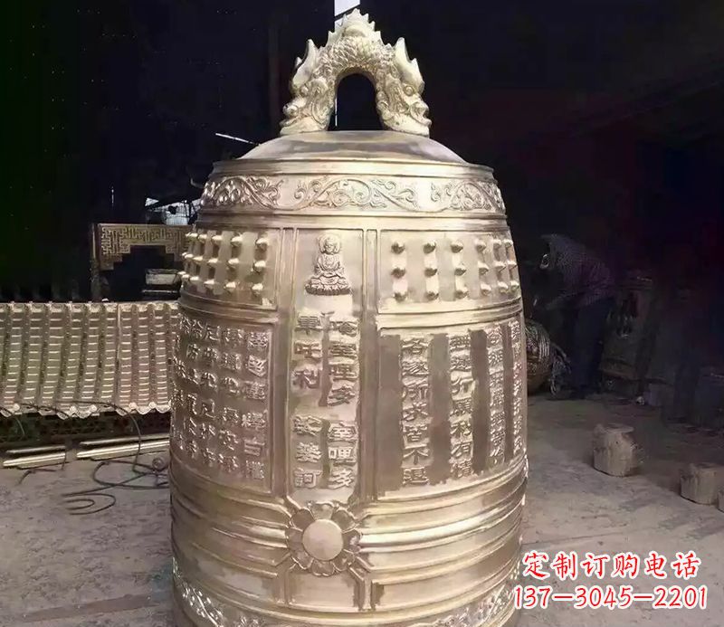 苏州寺庙铜钟雕塑 (3)