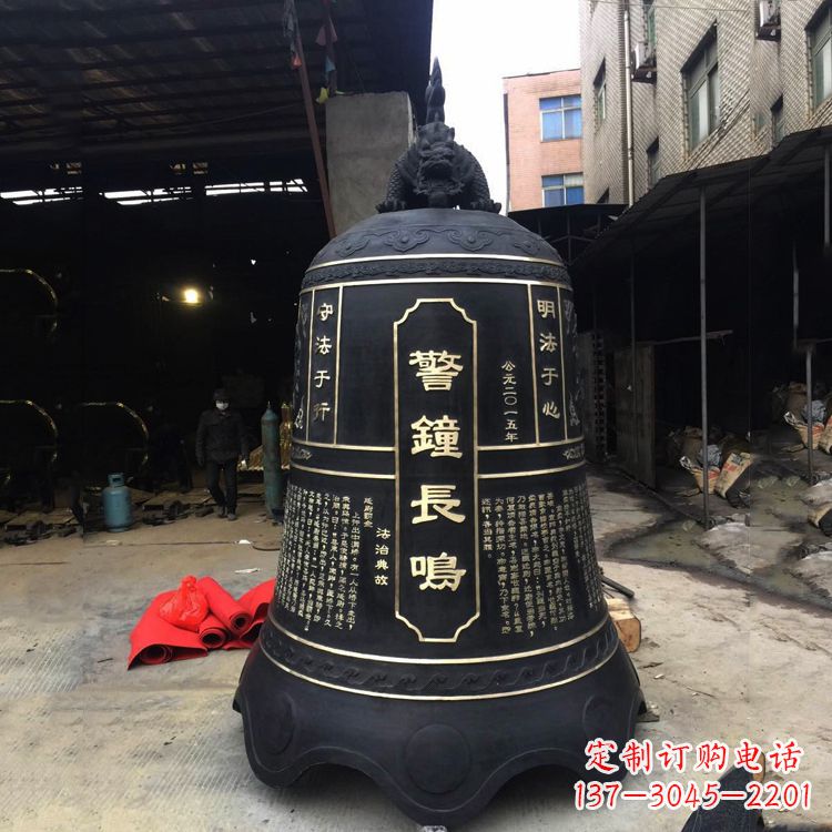 苏州寺庙铜钟雕塑