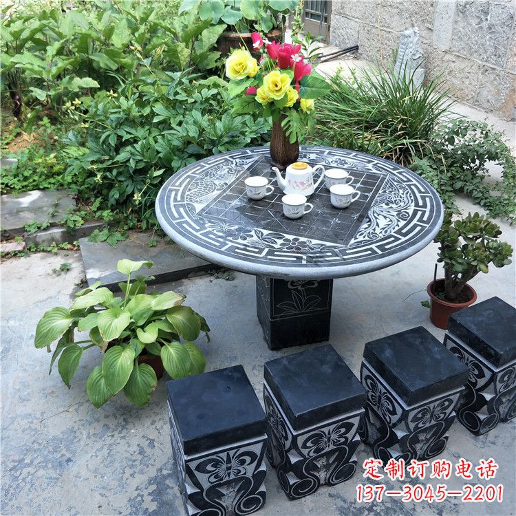 苏州庭院天然石桌凳