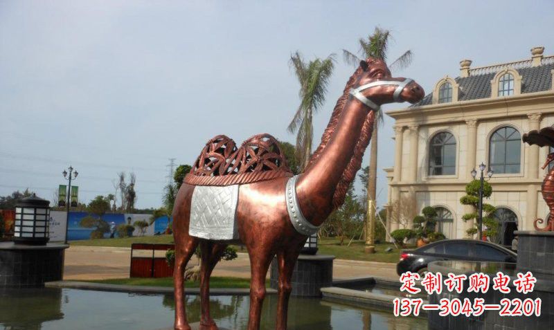 苏州铜雕抽象骆驼