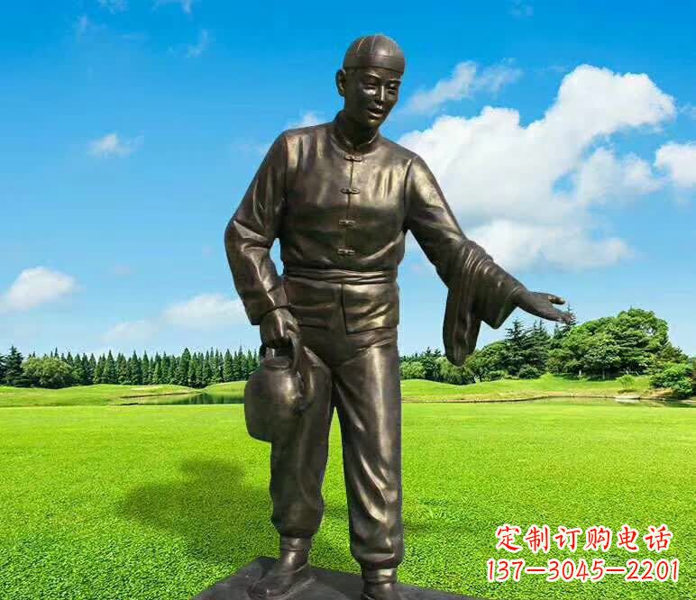 苏州铜雕店小二人物雕塑1