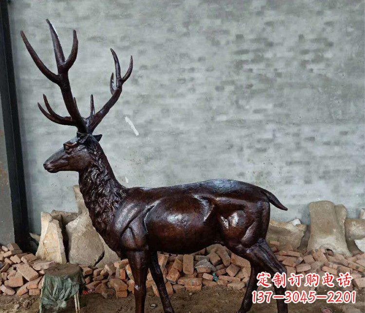 苏州铜雕户外公园动物雕塑鹿摆件