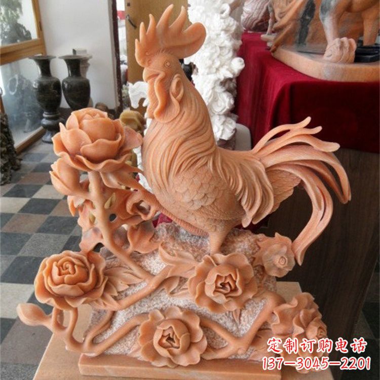 苏州晚霞红石雕公鸡雕塑