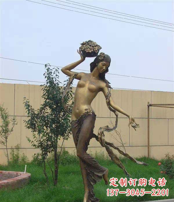 苏州西方美女公园人物铜雕