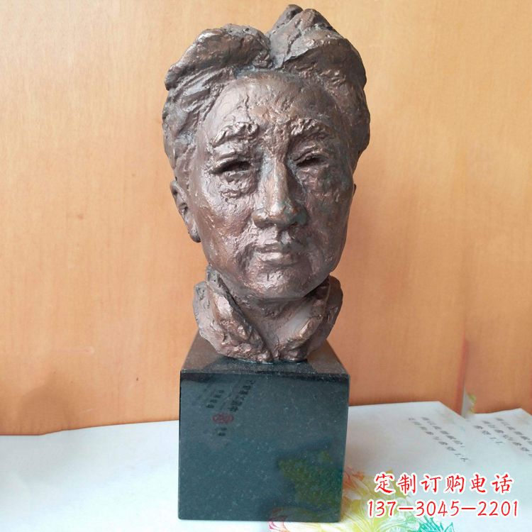 苏州现代画家徐悲鸿先生头像雕塑