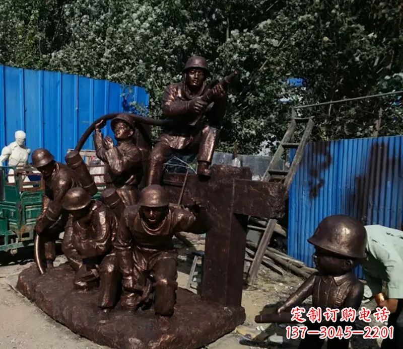 苏州消防员灭火景观雕塑