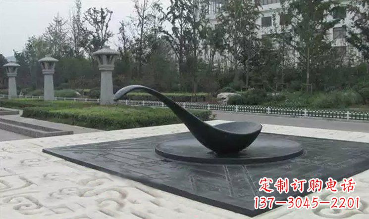 苏州校园古代指南针司南铜雕