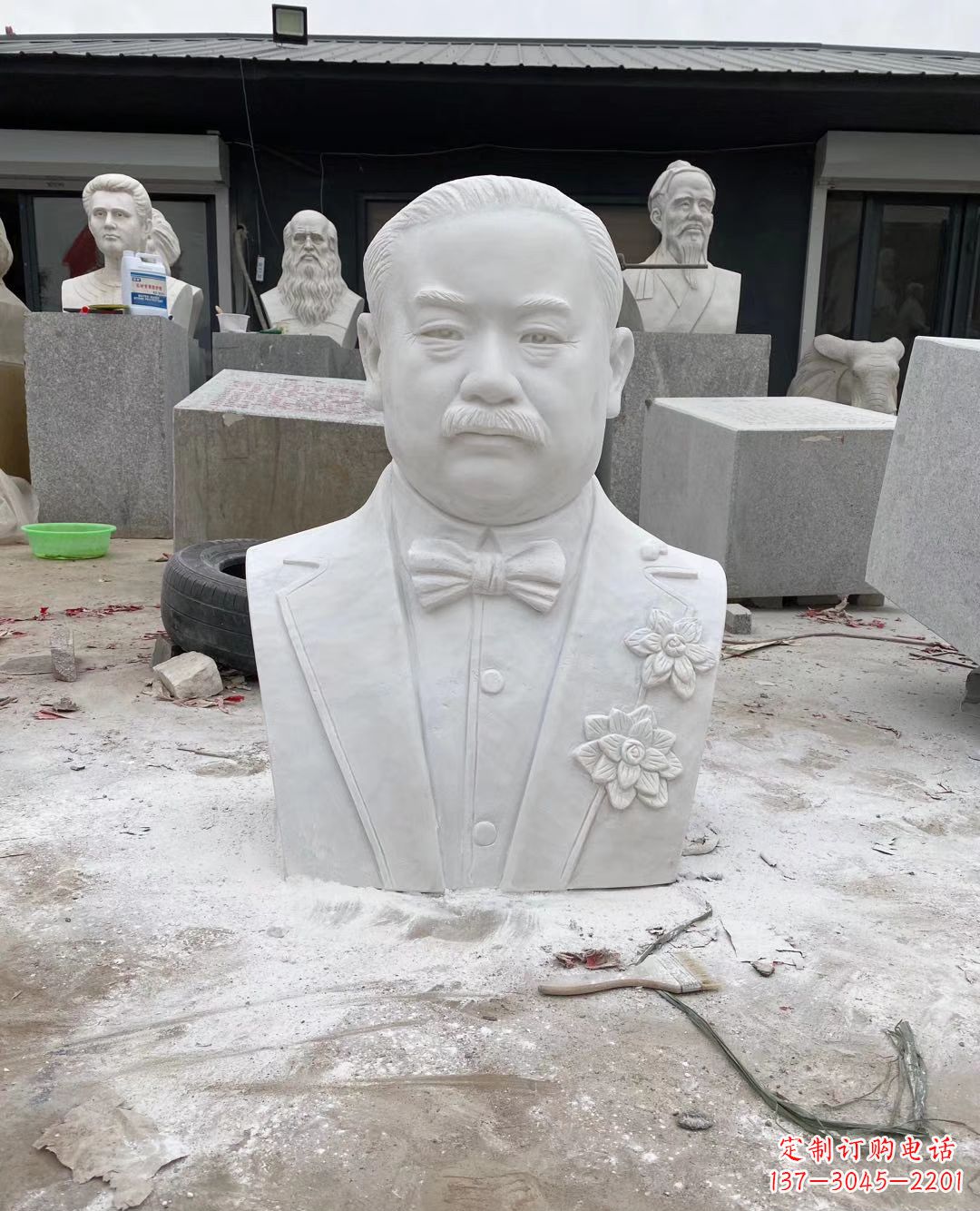 苏州校园名人詹天佑头像石雕