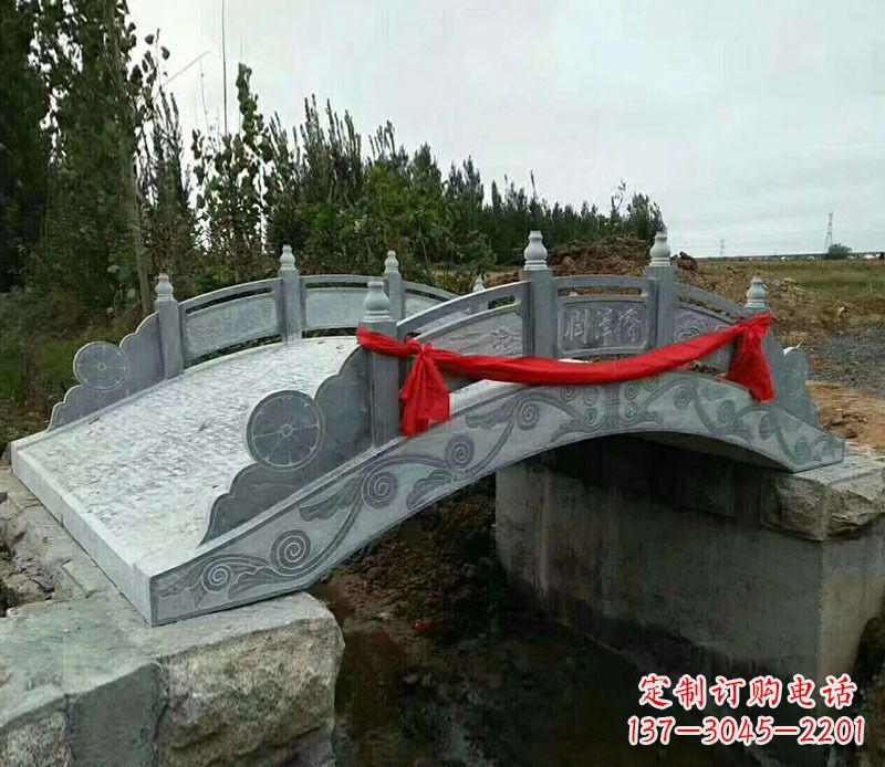 苏州园林仿古石拱桥景观雕塑