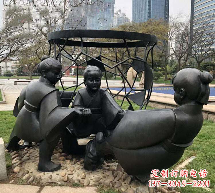苏州铸铜公园司马光砸缸儿童雕塑